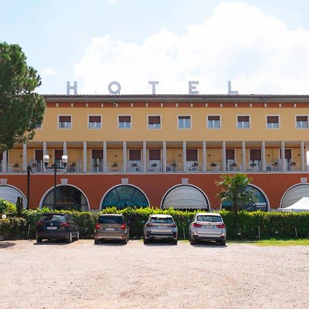 Hotel Vela D'Oro ***S Bardolino Exteriör bild